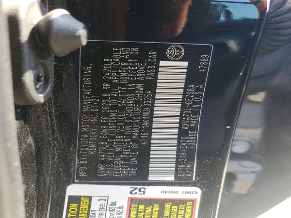 2021 TOYOTA CAMRY SE