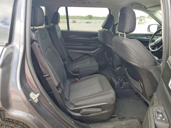 2023 JEEP GRAND CHEROKEE L LAREDO 4X2