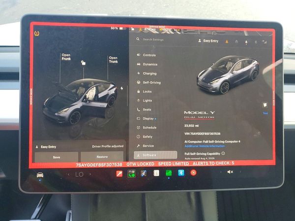 2025 TESLA MODEL Y