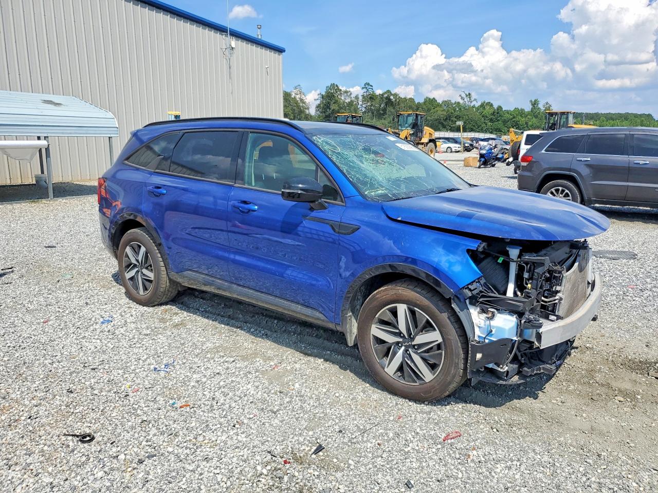 2022 KIA SORENTO S