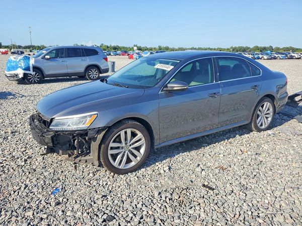2018 VOLKSWAGEN PASSAT