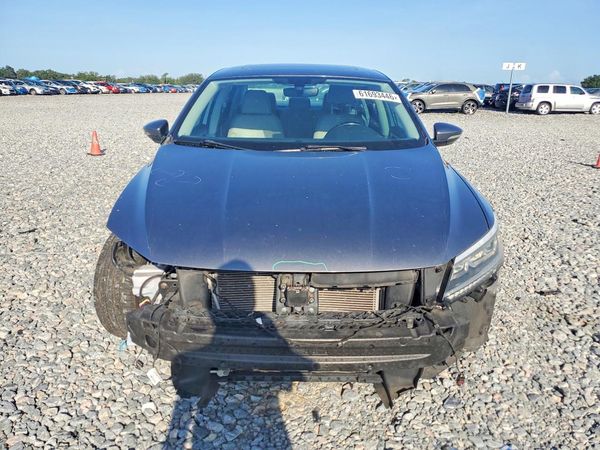 2018 VOLKSWAGEN PASSAT