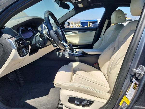 2018 BMW 530E