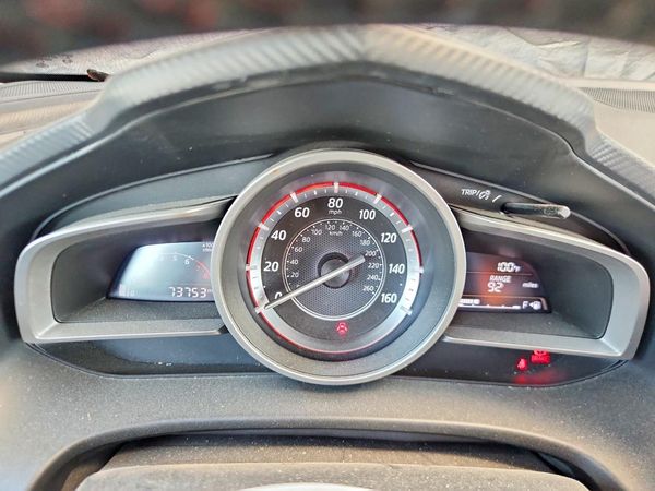 2015 MAZDA 3 Touring/GS