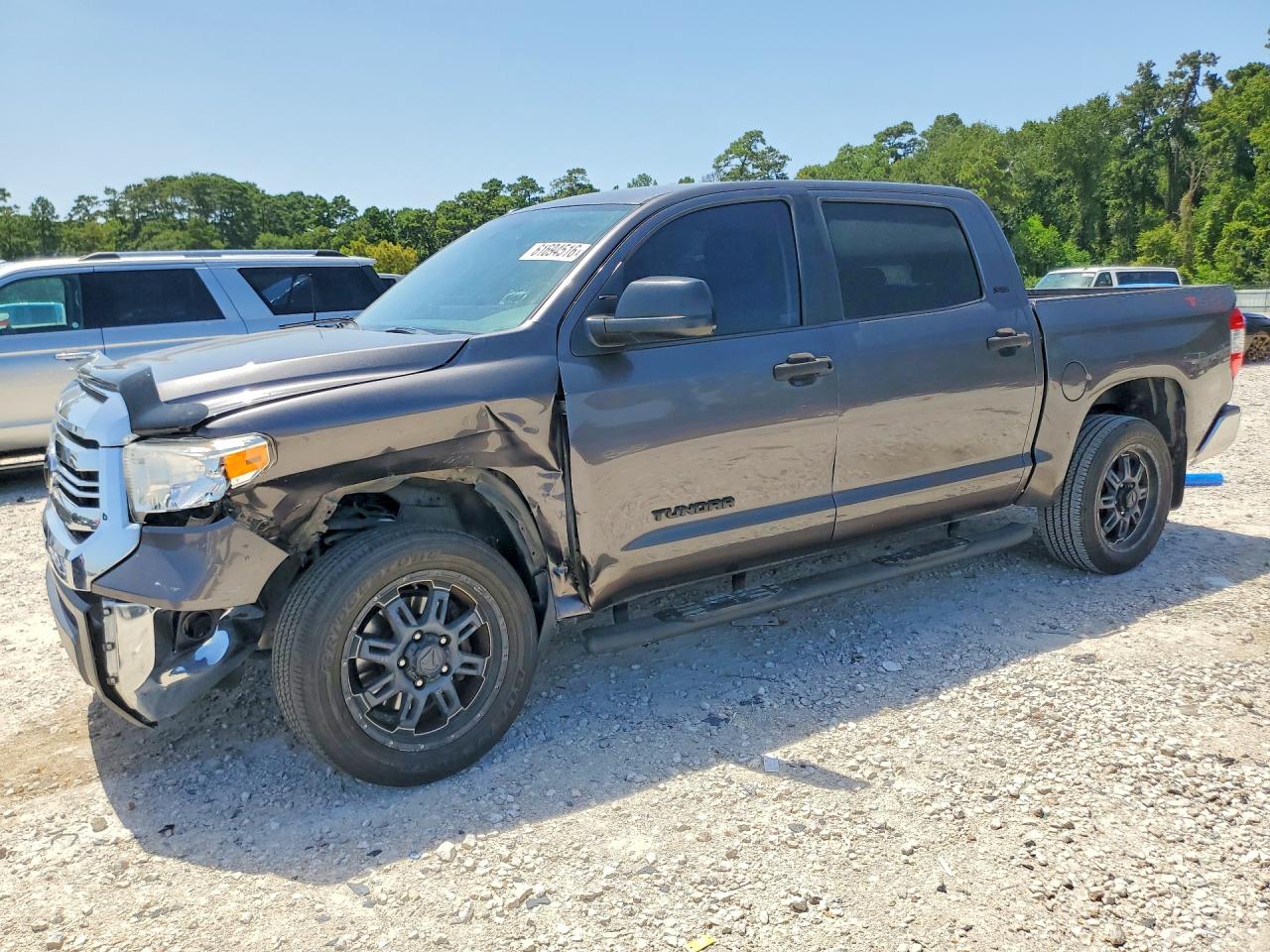 2016 TOYOTA TUNDRA SR5