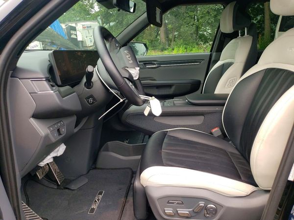 2024 KIA EV9 GT-Line