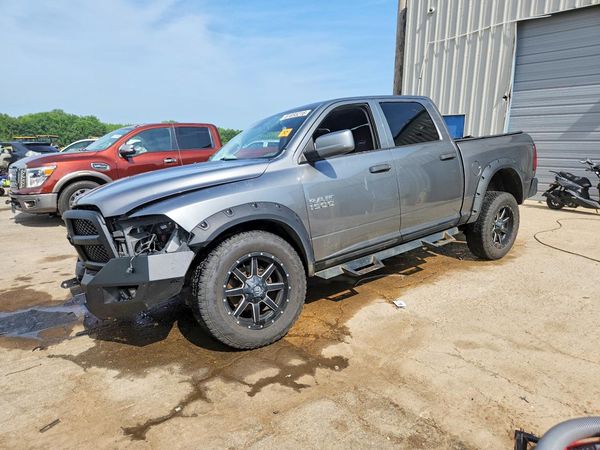 2013 RAM 1500 ST