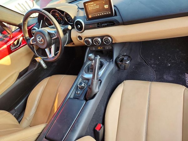 2017 MAZDA MX-5 MIATA Grand Touring