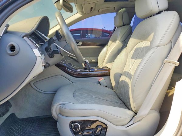 2015 AUDI A8