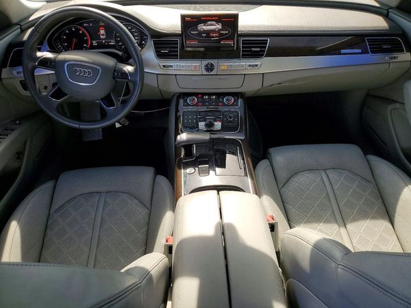 2015 AUDI A8