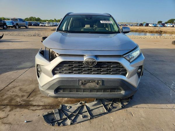 2019 TOYOTA RAV4