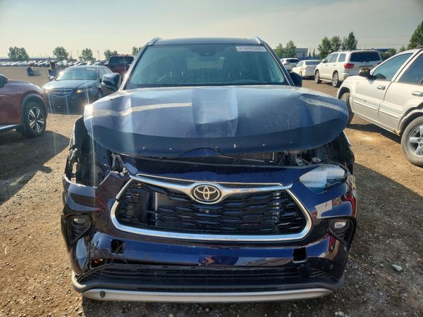 2022 TOYOTA HIGHLANDER Platinum