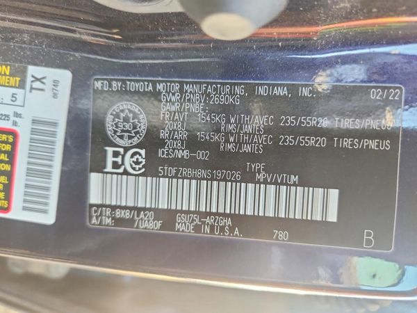 2022 TOYOTA HIGHLANDER Platinum