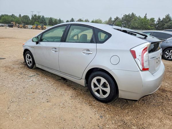 2015 TOYOTA PRIUS