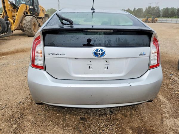 2015 TOYOTA PRIUS