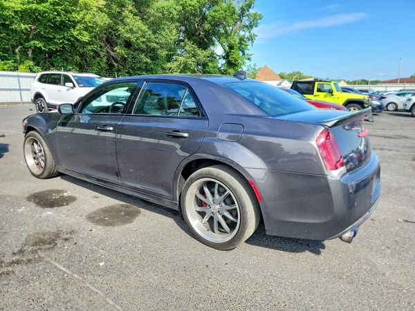 2018 CHRYSLER 300