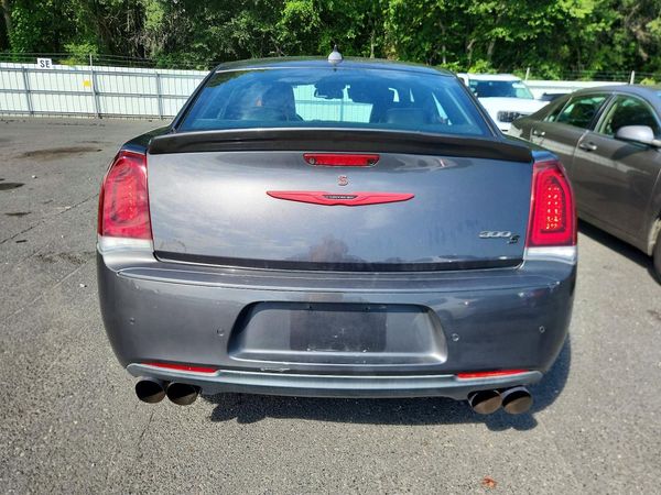2018 CHRYSLER 300