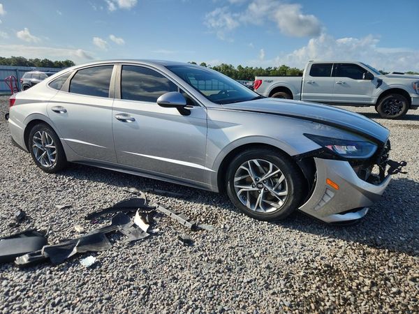 2020 HYUNDAI SONATA