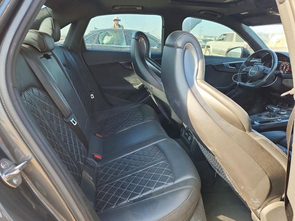 2019 AUDI S4 quattro Premium Plus