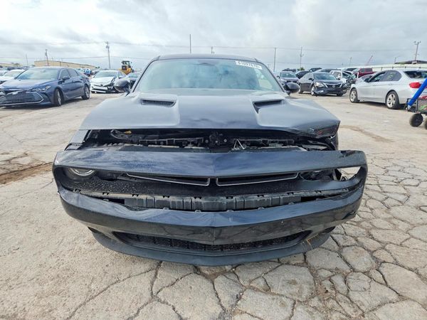 2017 DODGE CHALLENGER