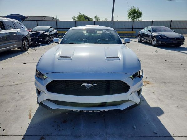 2022 FORD MUSTANG I4 Coupe