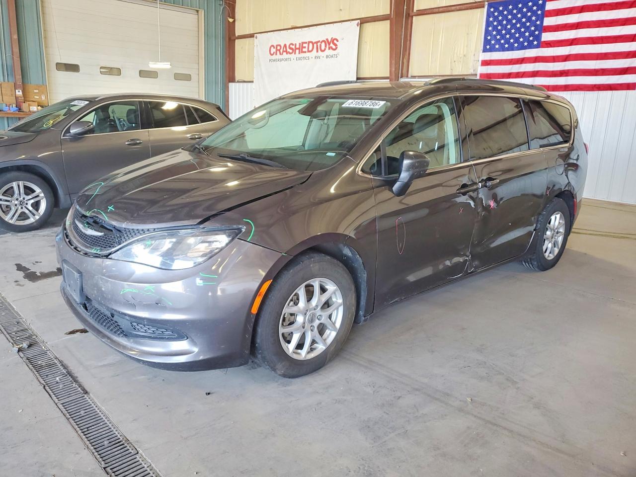2021 CHRYSLER VOYAGER LXI