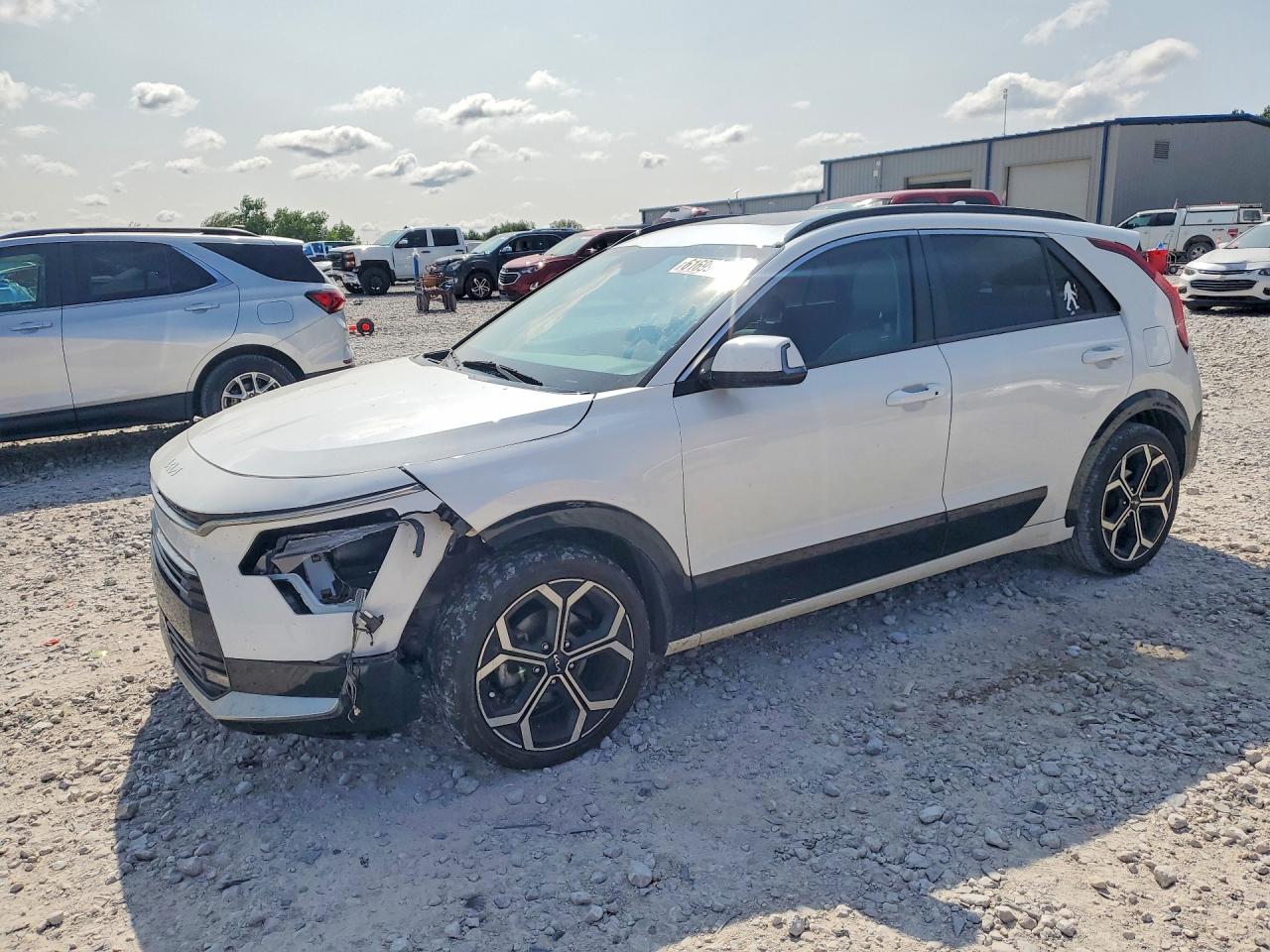 2023 KIA NIRO EX