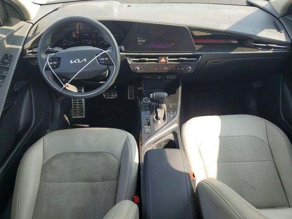2023 KIA NIRO EX