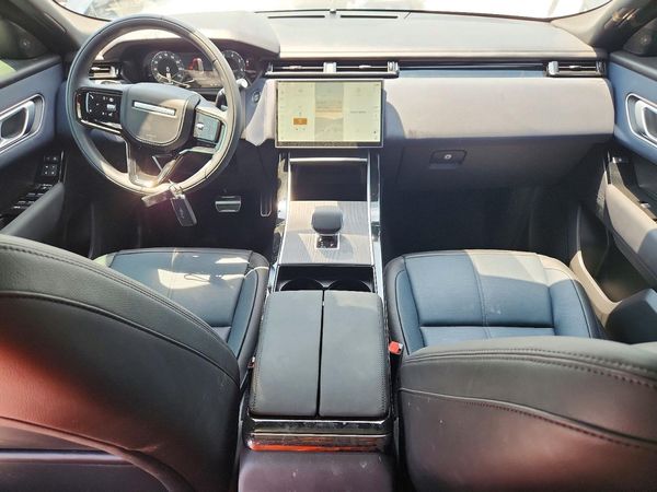 2026 LAND ROVER RANGE ROVER VELAR P250 Dynamic SE
