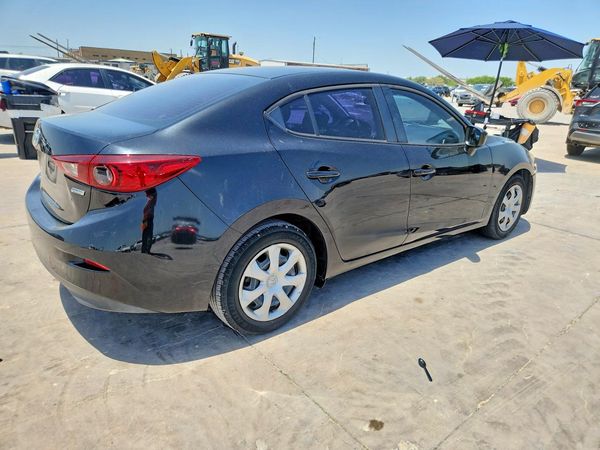 2015 MAZDA 3 Sport/GX