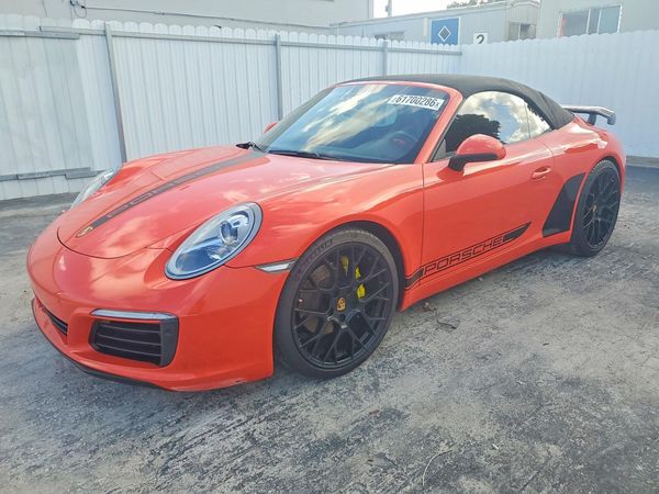 2017 PORSCHE 911