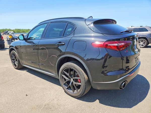 2019 ALFA ROMEO STELVIO