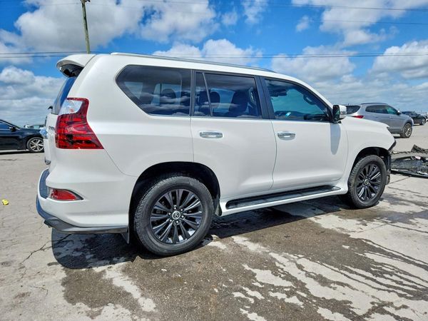 2021 LEXUS GX 460 Premium