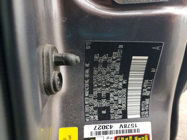 2014 TOYOTA SIENNA
