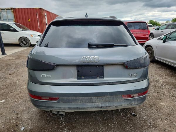 2016 AUDI Q3