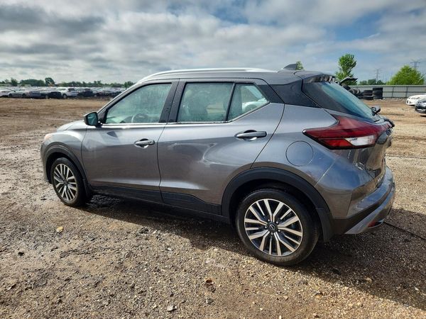 2024 NISSAN KICKS