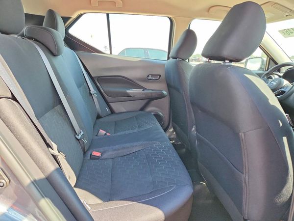 2024 NISSAN KICKS