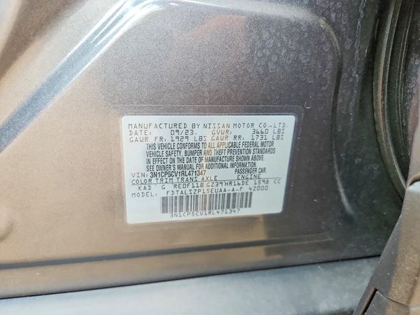 2024 NISSAN KICKS