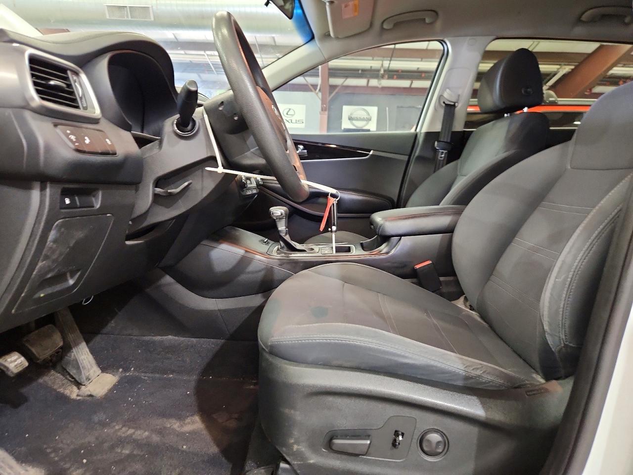 2019 KIA SORENTO L, LX, S