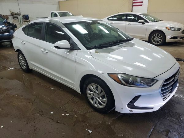 2017 HYUNDAI ELANTRA