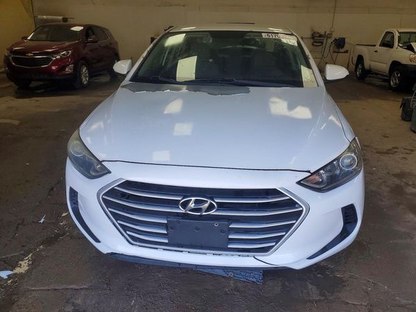 2017 HYUNDAI ELANTRA