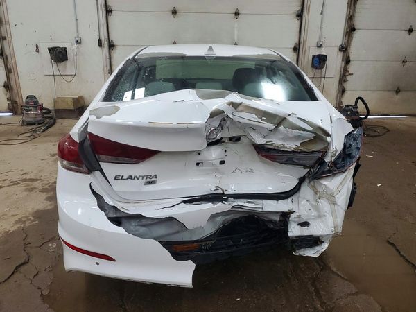 2017 HYUNDAI ELANTRA