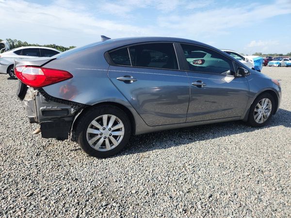 2016 KIA FORTE