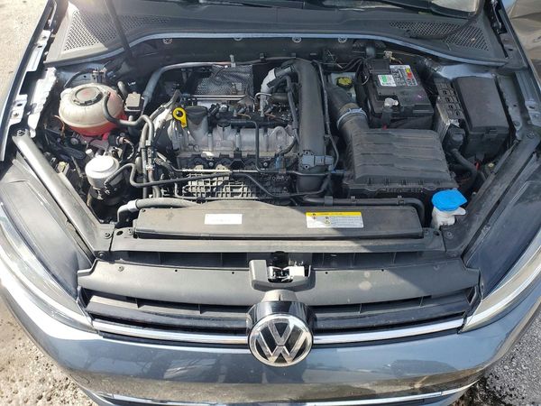 2021 VOLKSWAGEN GOLF
