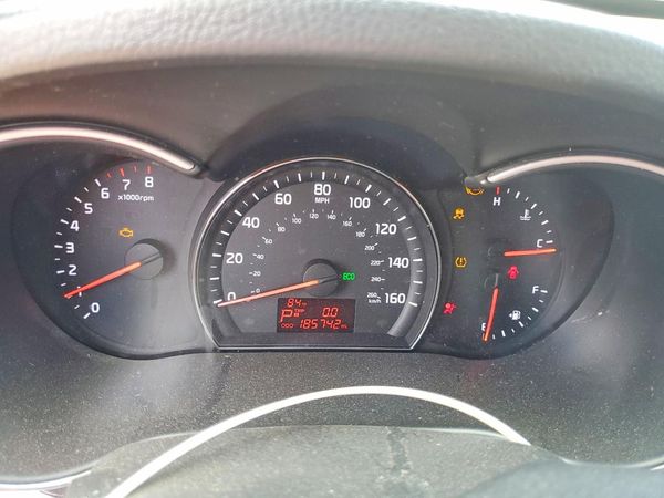 2014 KIA SORENTO Base/ LX
