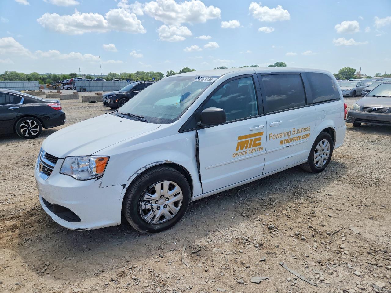 2016 DODGE CARAVAN SE