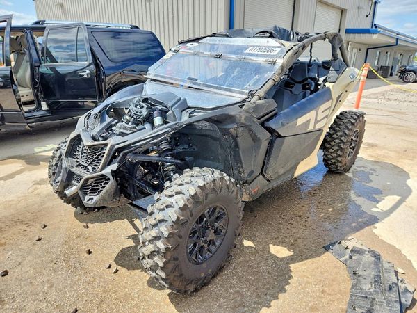 2022 CAN-AM MAVERICK X3