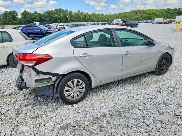 2017 KIA FORTE LX Base