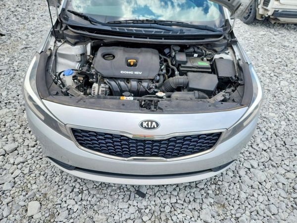 2017 KIA FORTE LX Base