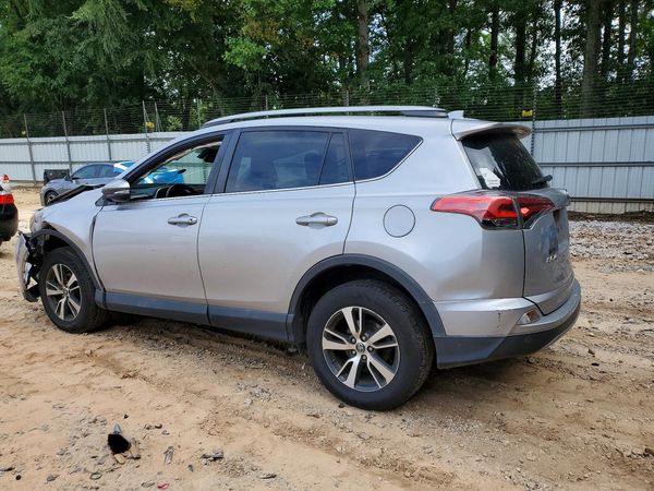 2017 TOYOTA RAV4 XLE